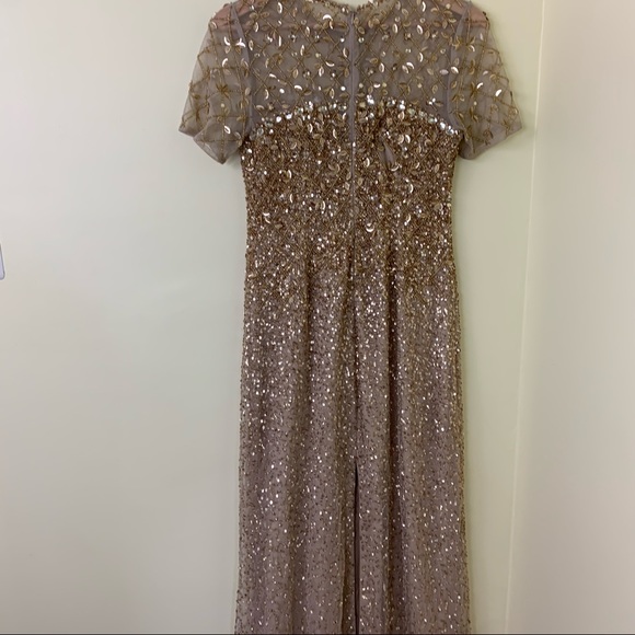 Aidan Mattox Ombre Sequin Column Gown Light Gold / Nude Size 4 - Picture 9 of 16